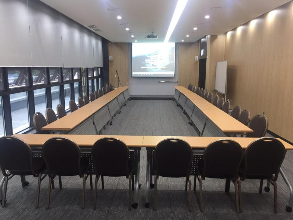 Ramada By Wyndham Mungyeongsaejae Hotel Екстериор снимка